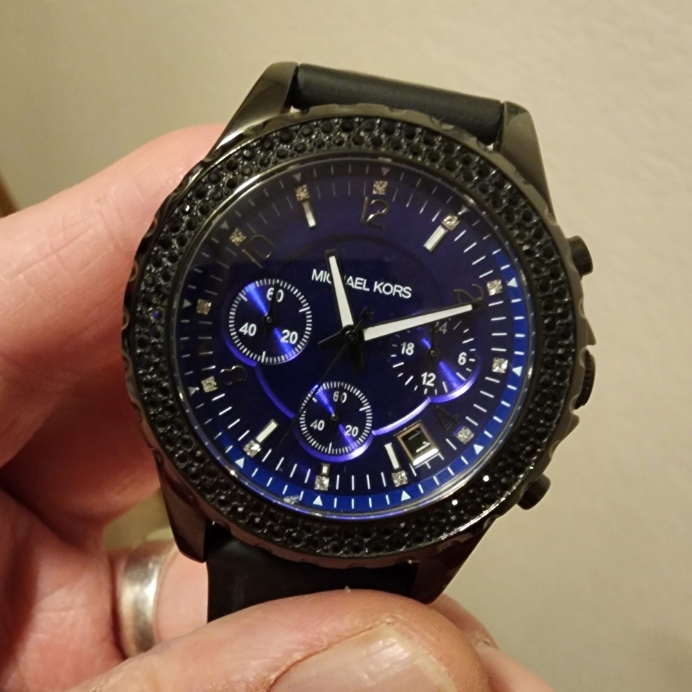 Michael kors watch - Picture 2 of 5